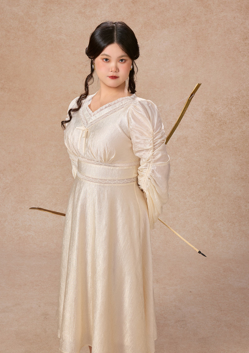 Curve&Plus Flowing Light Hymn Dress