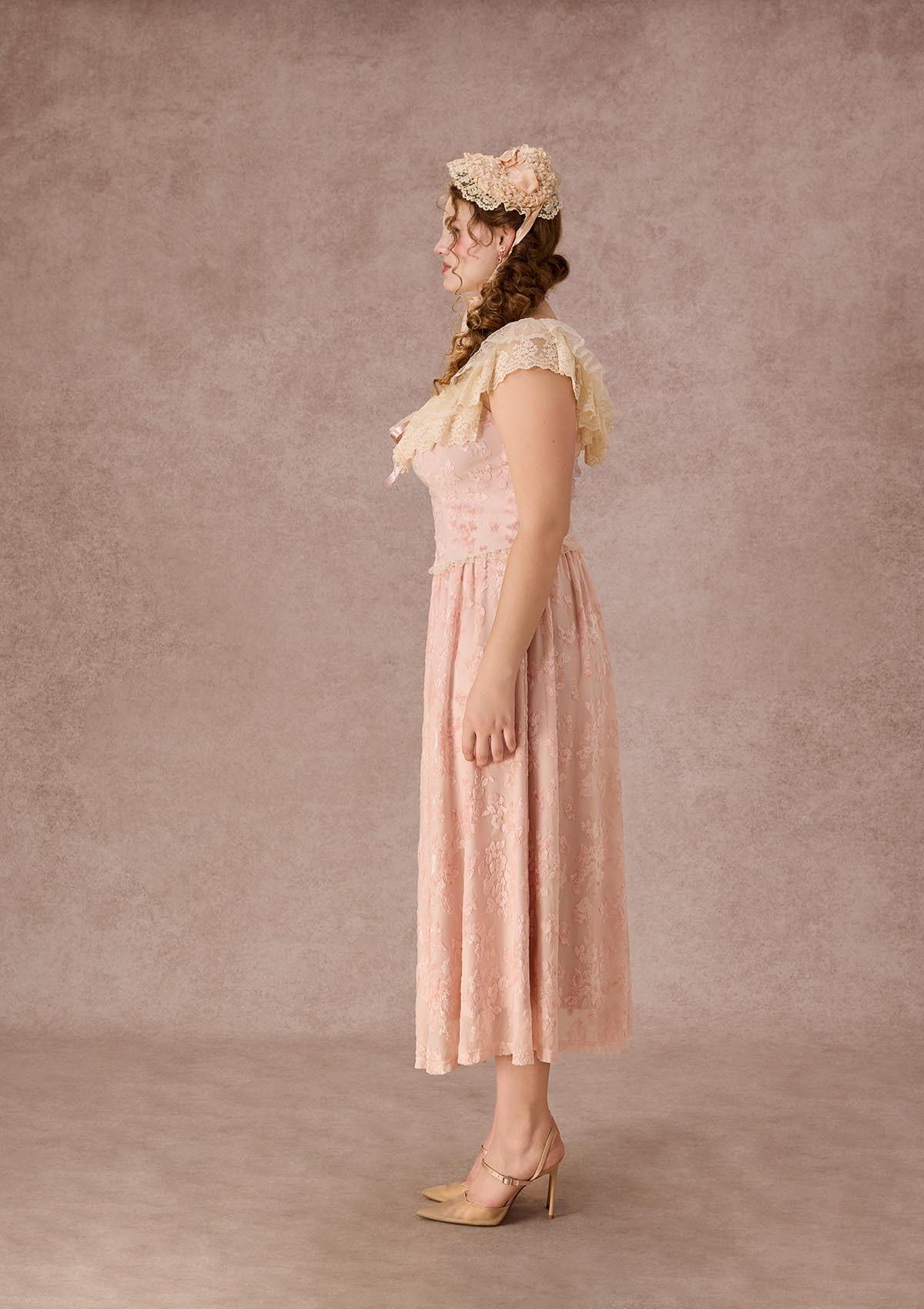 Curve&amp;Plus Countryside Florals Velvet Skirt
