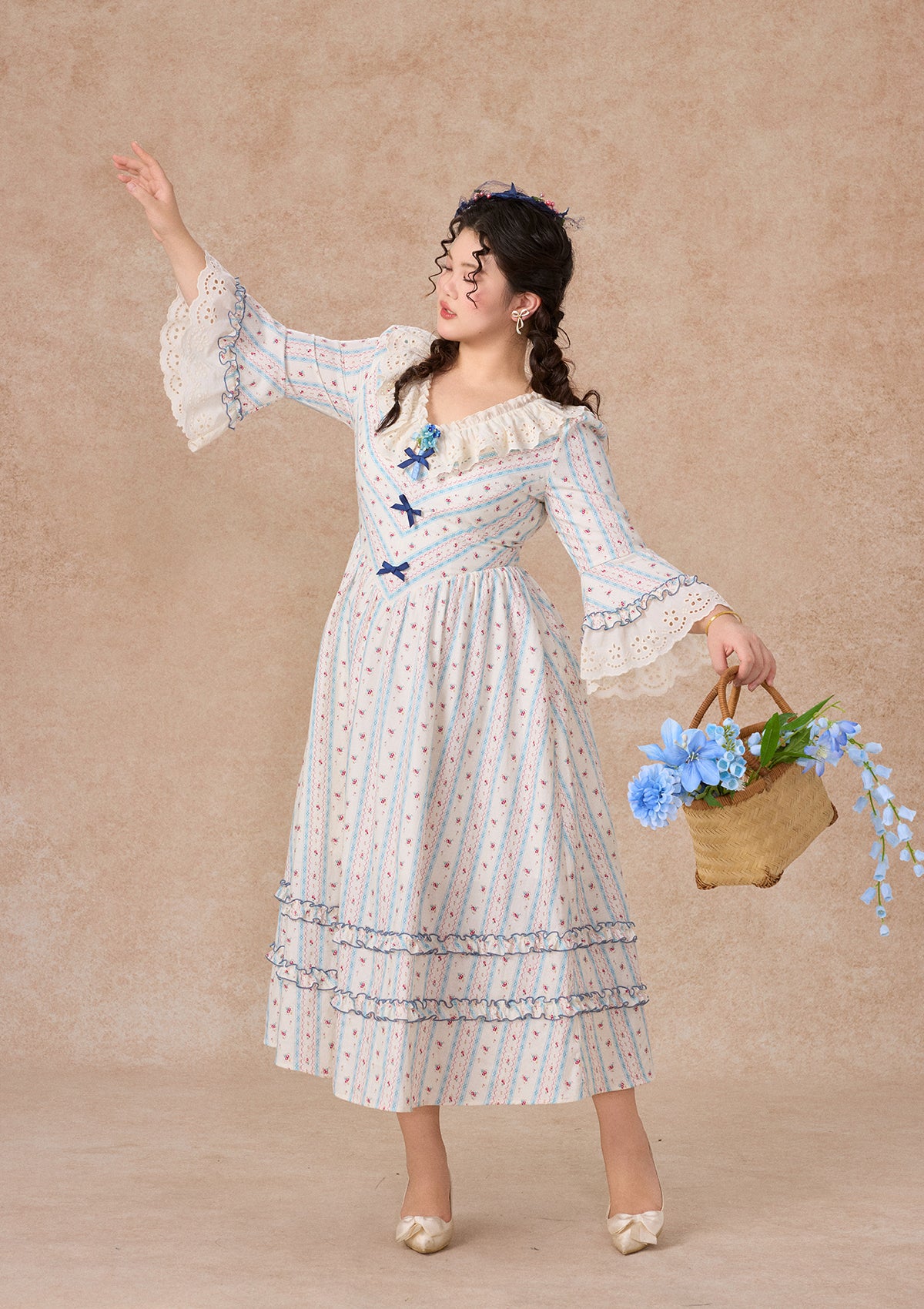 Curve &amp; Plus Morning Versailles Dress