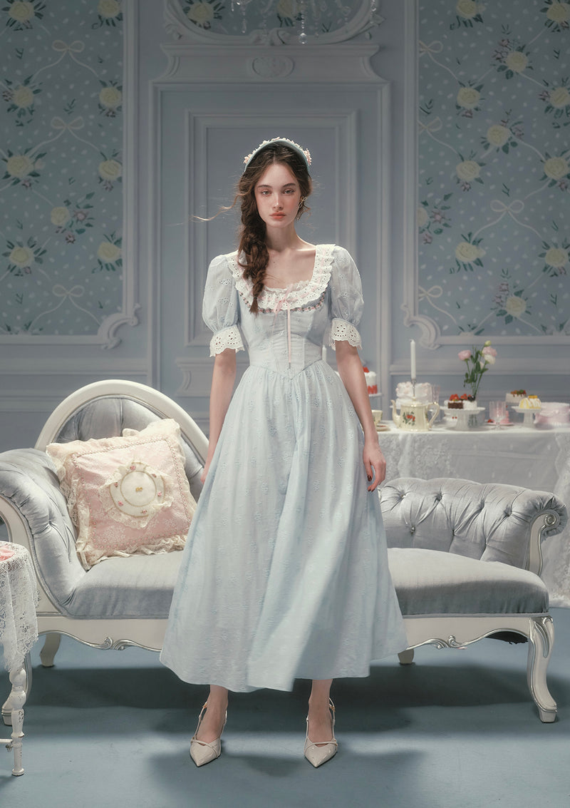 long lace dress size 16 Heirloom Lace Gown | Liylah