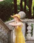 Kleines oranges Kleid