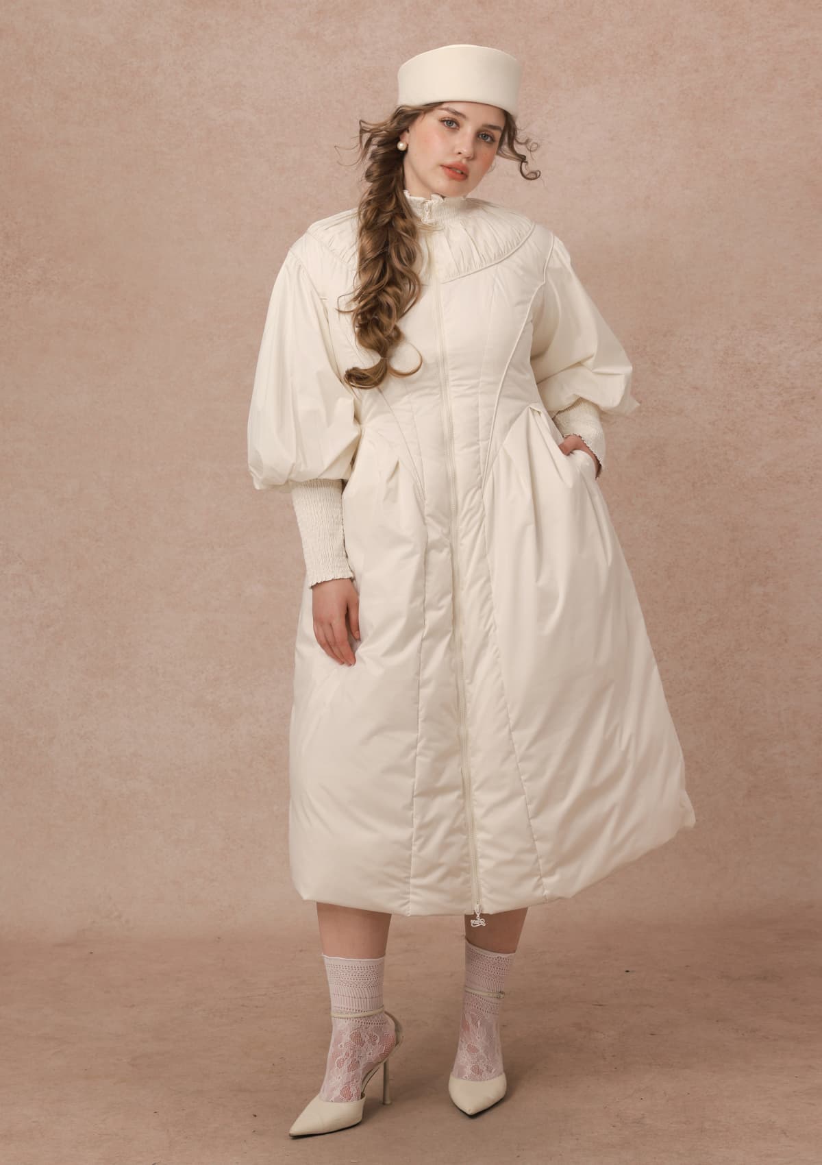 Curve&amp;Plus Warrior II Down Puffer Coat — White