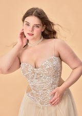 Curve & Plus "White Moon, Weaving Dreams" Corset