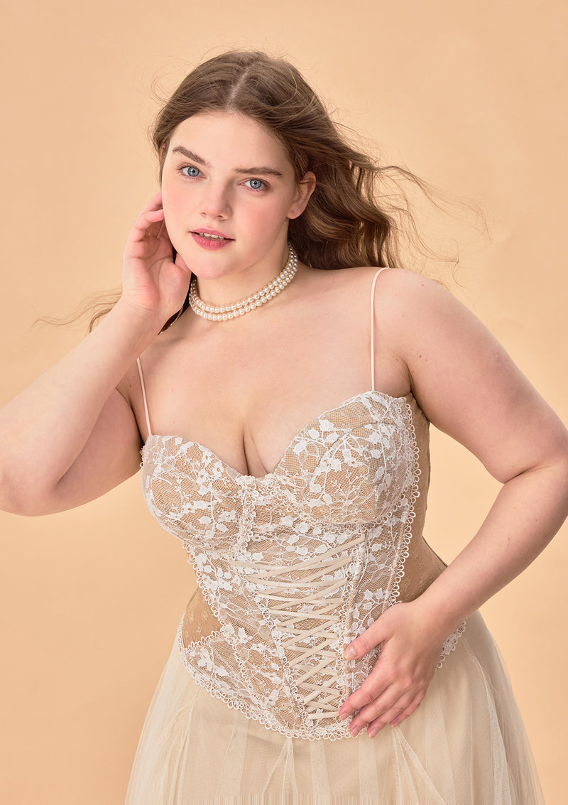 Curve & Plus "White Moon, Weaving Dreams" Corset