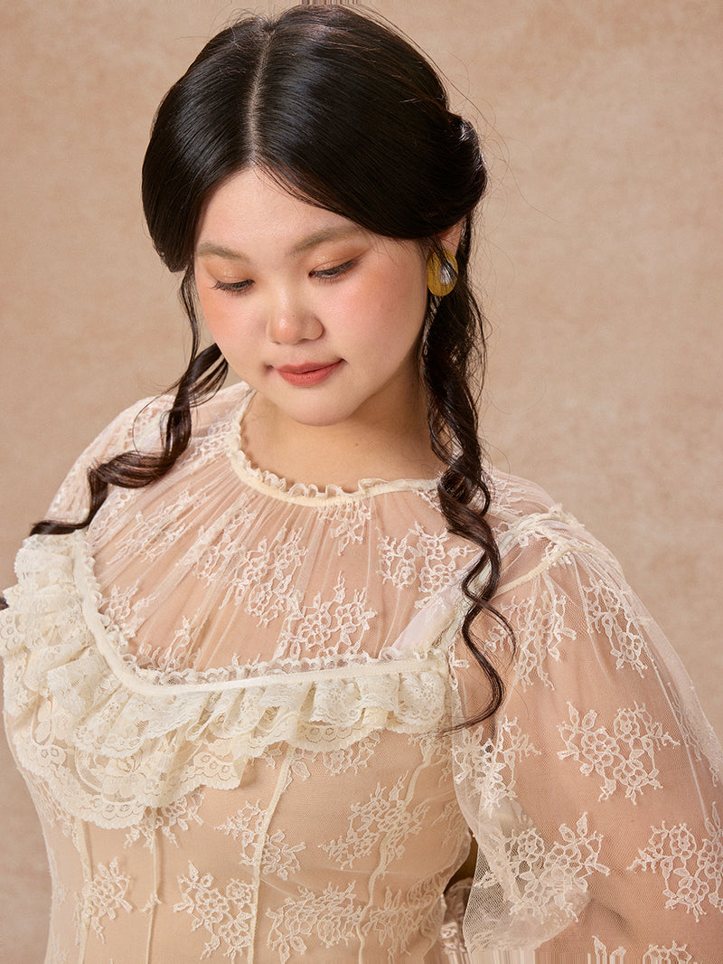 Curve&Plus Lace Bouquet Dress