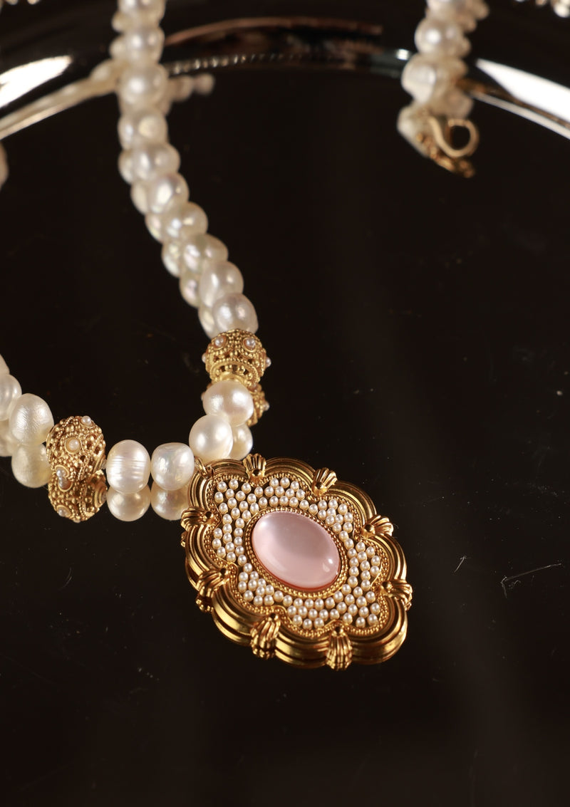 King's Court Heart Necklace