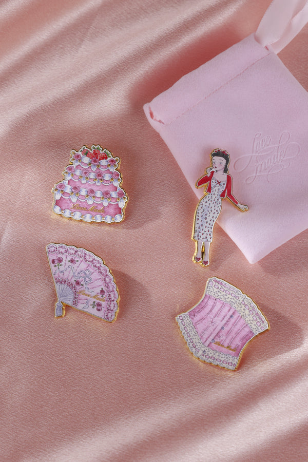 FREE GIFT | Birthday Badge