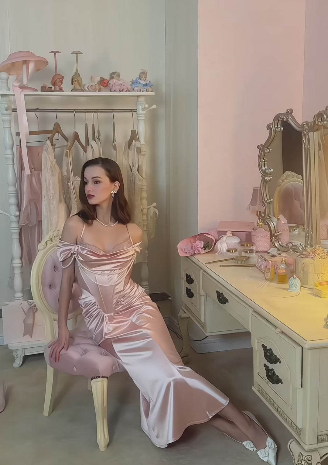 Lacemade "Muse Baroque" - Ruched mermaid skirt in luxurious pink satin