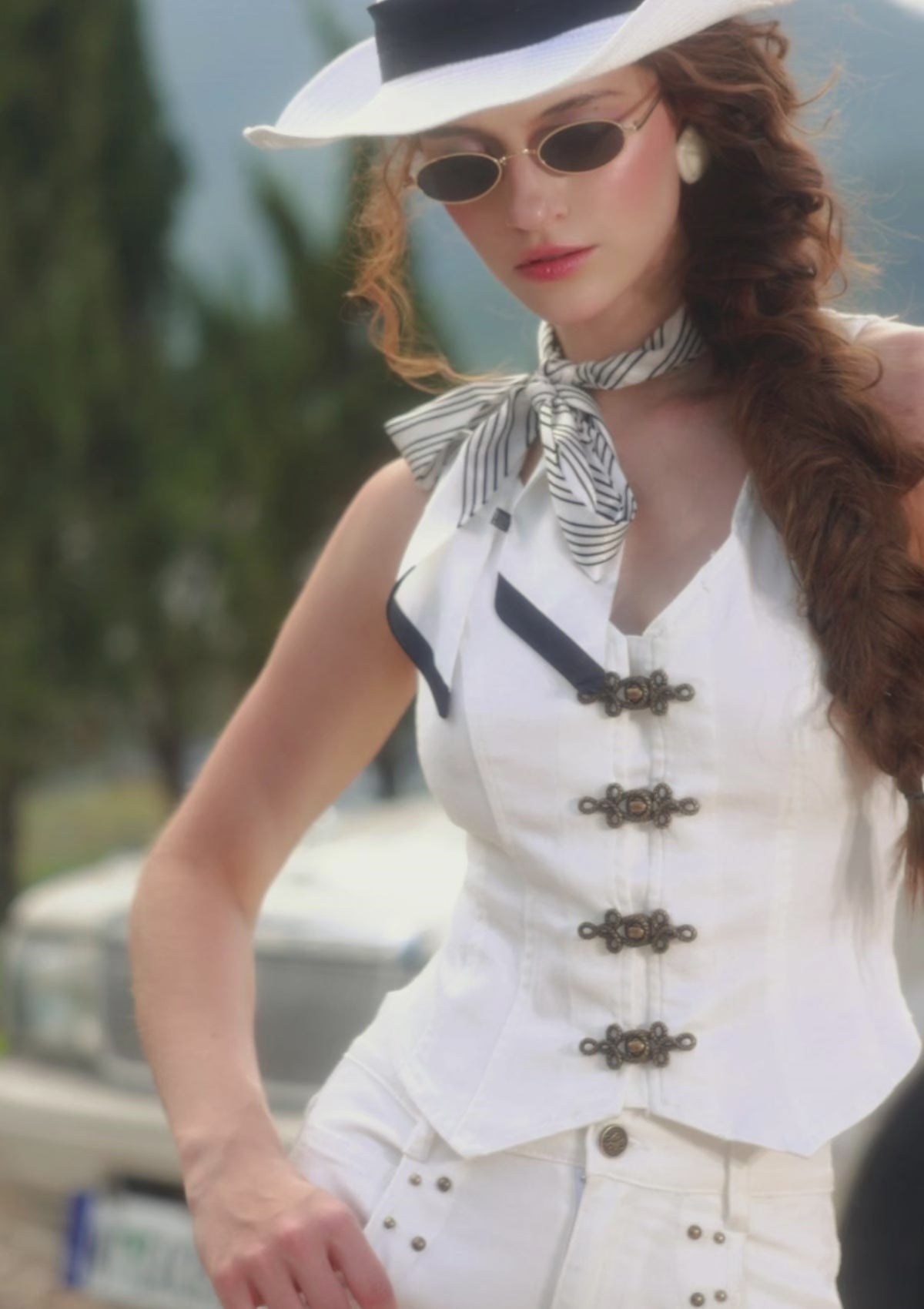 Pale Coastal Wander Vest
