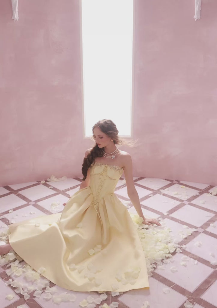 Lacemade champagne gold satin dress - Elegant princesscore style